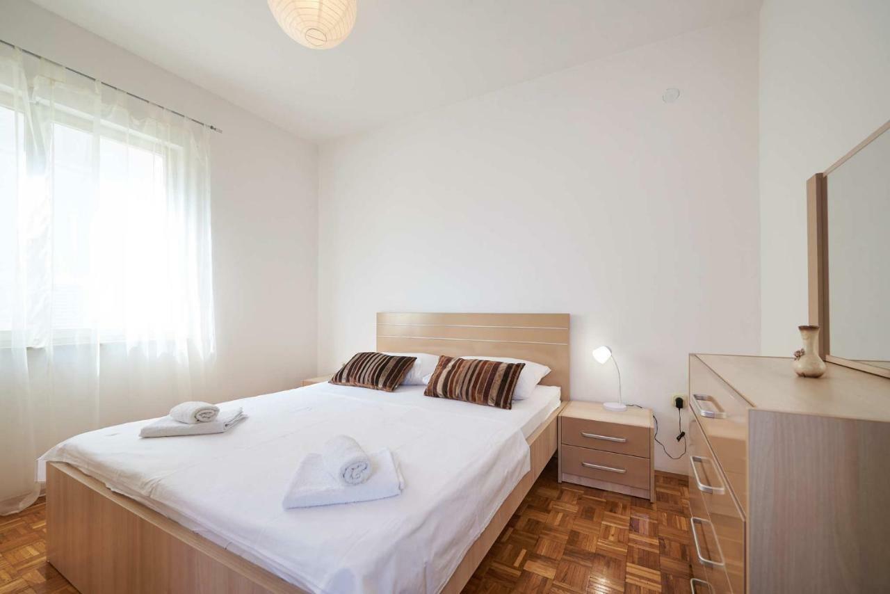 Apartment Lara Stobrec